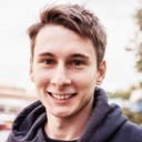 每次更新后，重新验证客户端签名。官网会公布每个版本的更新日志和签名信息，对比确认你下载的Telegram更新版本是官方发布的。